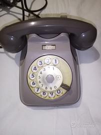 vecchio telefono 