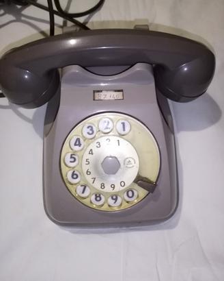 vecchio telefono 