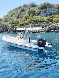 Gommone ,nautica