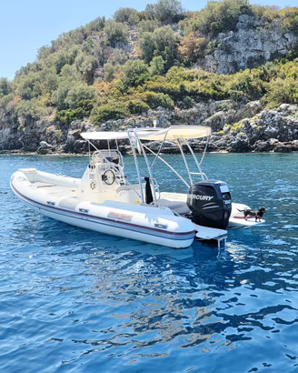 Gommone ,nautica