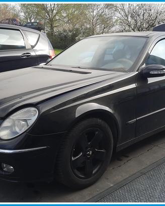 Ricambi Usati MERCEDES-BENZ Classe E (W/S211) 2003