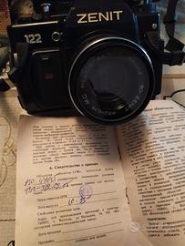 Reflex Zenit 122 con obiettivi