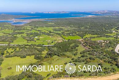 Esclusivo terreno edificabile con vista mare | Sa