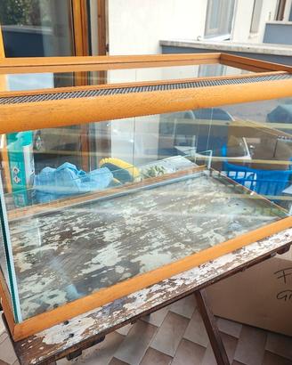 teca in legno e vetro ideale per rettili