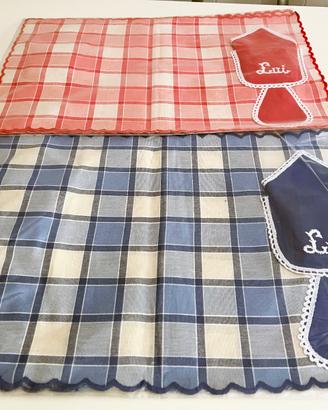 Set 4 Tovagliette Americane con Tovaglioli e Porta