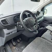 Autocarro Toyota Proace