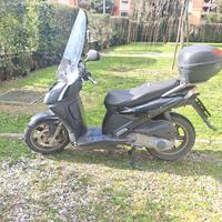 aprilia sportcity cube 300