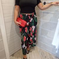 pantaloni donna plissettati