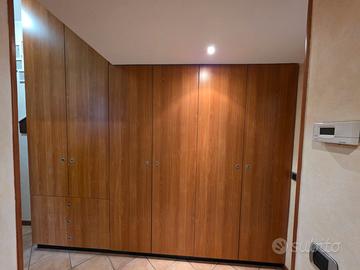 Mobile 6 ante con cassettiera