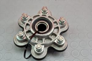 MOZZO POSTERIORE DUCATI MONSTER 2008 2009 696 2010