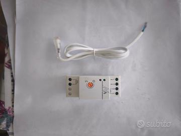 interruttore crepuscolare Maclean MCE83
