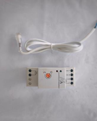 interruttore crepuscolare Maclean MCE83