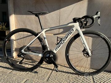 Megamo raise misura xs