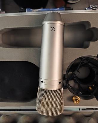 Behringer B2 Pro