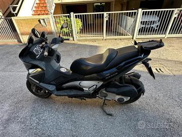Scooter Gilera Nexus 250