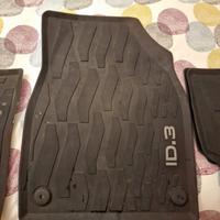 Tappetini in gomma originali id.3