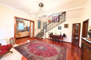 Rustico / Casale di 307 m² con più di 5 locali e b