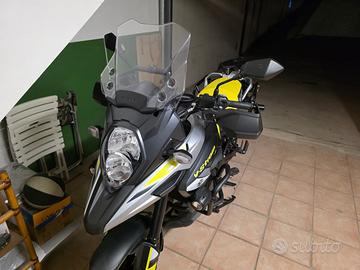 Suzuki VStrom 1000 - Trasmissione e Batteria Nuove