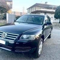 Volkswagen Touareg 3.0 V6 TDI DPF Exclusive