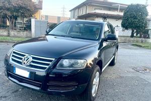 Volkswagen Touareg 3.0 V6 TDI DPF Exclusive