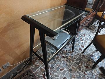 Carrello porta TV e riviste vintage