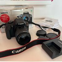 Canon EOS 1300D con EF-S 18-55 III