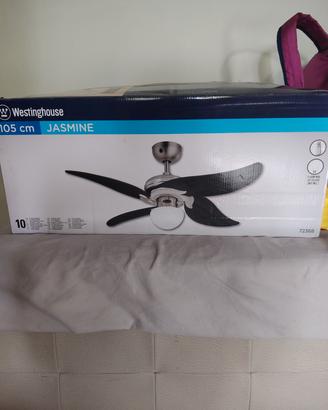 ventilatore a soffitto con lampadario 