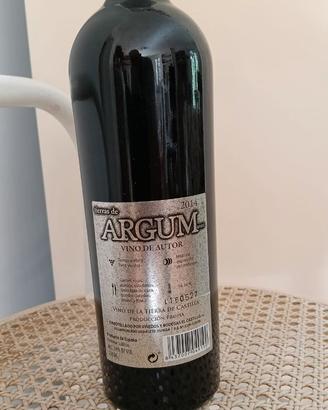 Bottiglia di Vino Rosso da Collezione