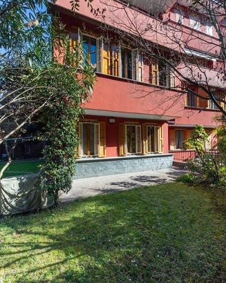 Appartamento di 190 m² con 5 locali e box auto dop