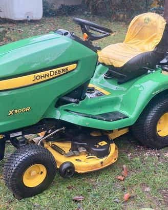 John Deere X300R