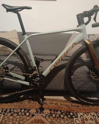 Bicicletta Gravel Orbea