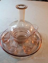 Bottiglia  bicchierini e vassoio vetro da liquore