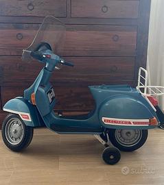 Vespa. PX 200 Peg Perego