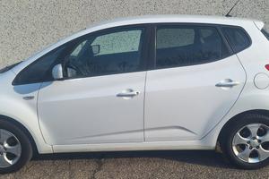 Kia Venga benzina 1400 euro 5