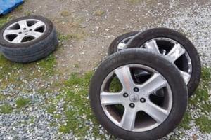 Cerchi in Lega Peugeot 16” + Gomme Michelin