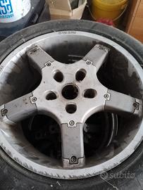 Gomme Pirelli 205/55 R16 91 V cerchi in lega Momo