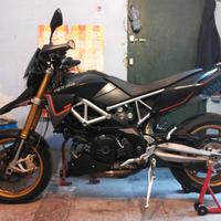 Smembro Aprilia Dorsoduro 750