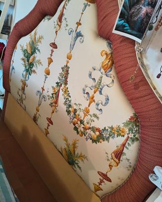 Testiera letto matrimoniale, elegante