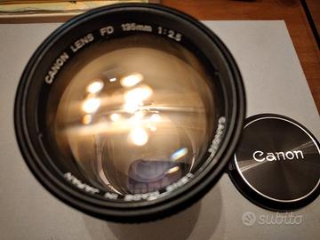 CANON FD 135 f 2 5 Tele Luminoso F1 A1 FTb Nuovo