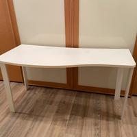 Scrivania frassinata a poro aperto bianca