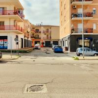 Magazzini Commerciali 85 mq Via Malavolta