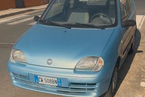 FIAT 600