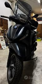 Piaggio Beverly 300 - 2021