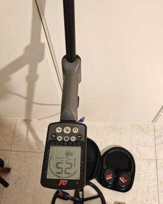 Minelab Equinox 800.Metal detector impermeabile