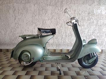 Vespa Vacanze Romane V30T