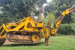 Terna cingolata Massey Ferguson MF200B 1978

