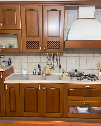 Splendida cucina completa 380x90x60x110