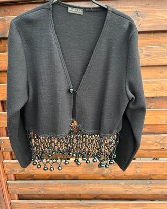 Cardigan corto nero con perline
