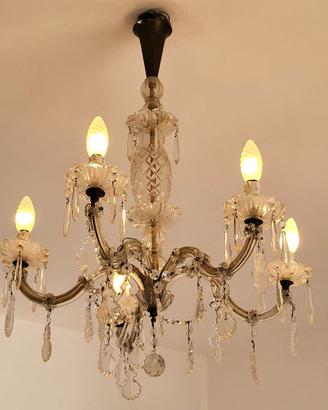 Lampadario vintage con cristalli