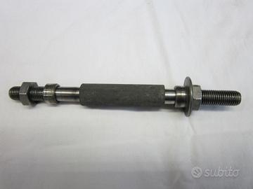 Perno Ruota Anteriore Lambretta Li Special DL (tut
